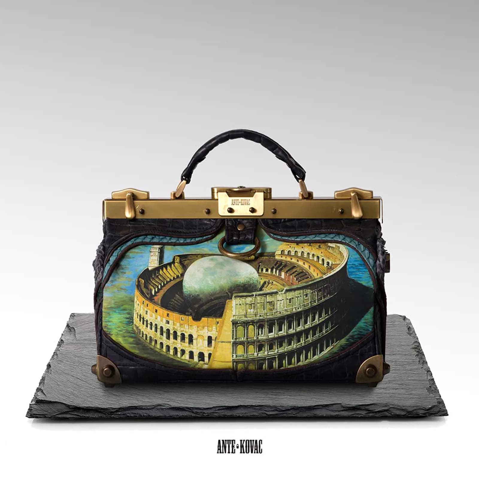 Doctor bag The Place Where the Moon Rests