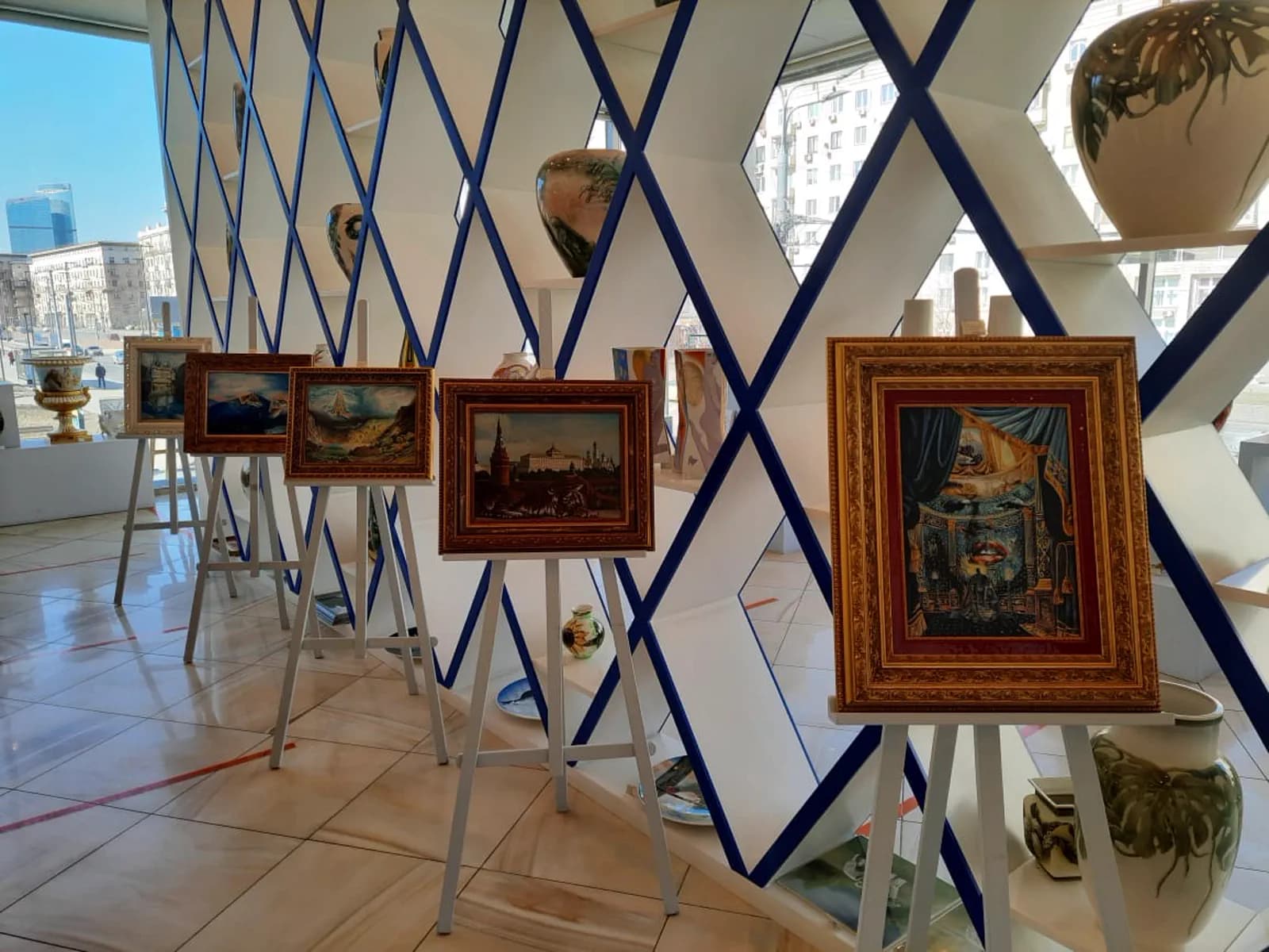 Imperial Porcelain Manufactory collaboration item 4