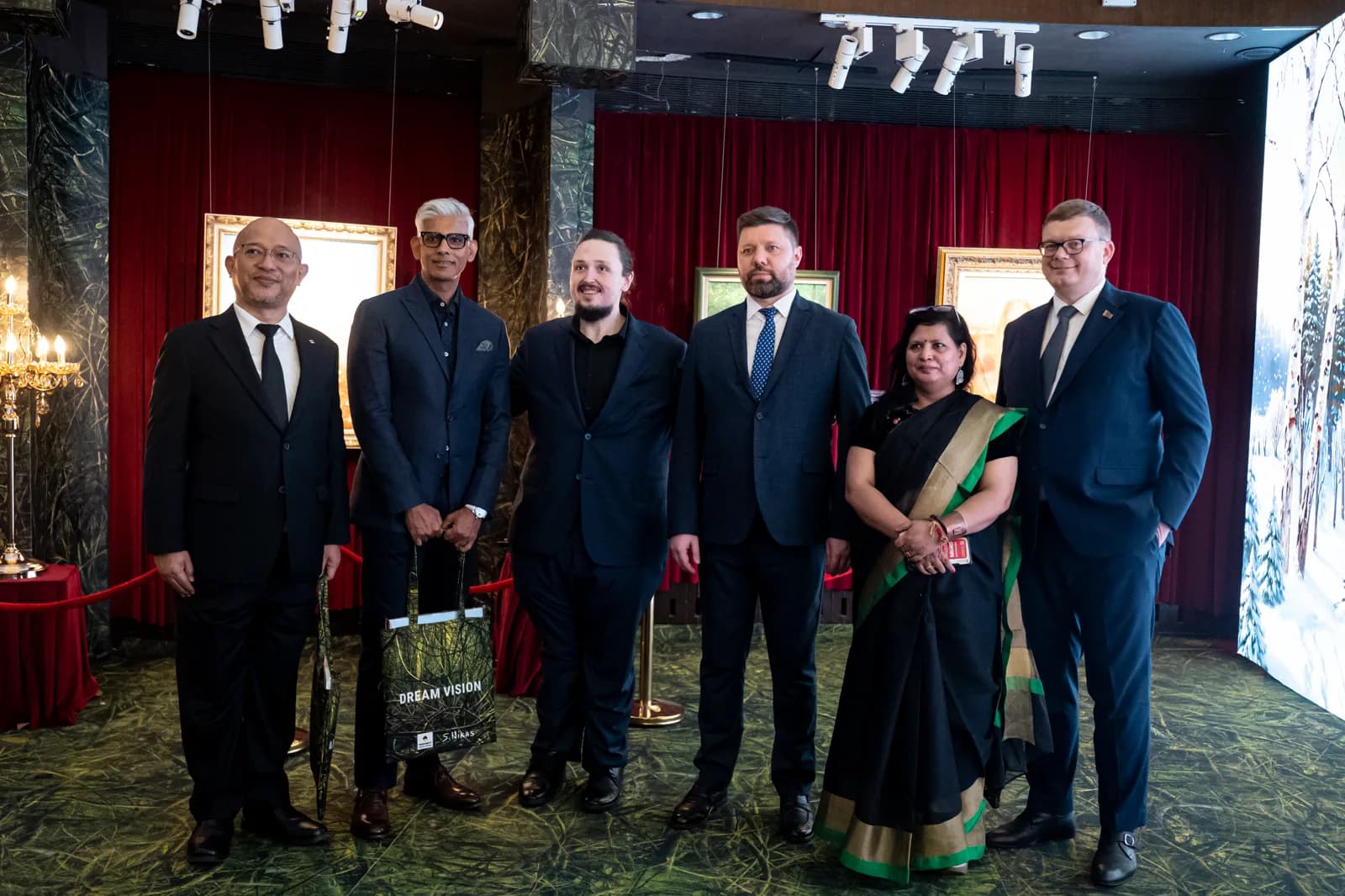 Visitors at the Dream Vision exhibition in India