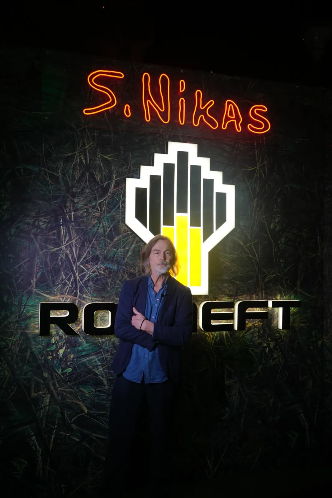 Nikas Safronov's international Dream Vision project